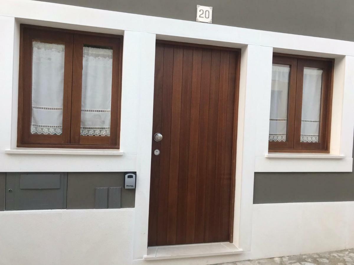 Porta 20 Villa โลว์เล ภายนอก รูปภาพ